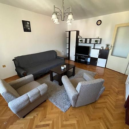 Appartamento Devetka Pirot Esterno foto