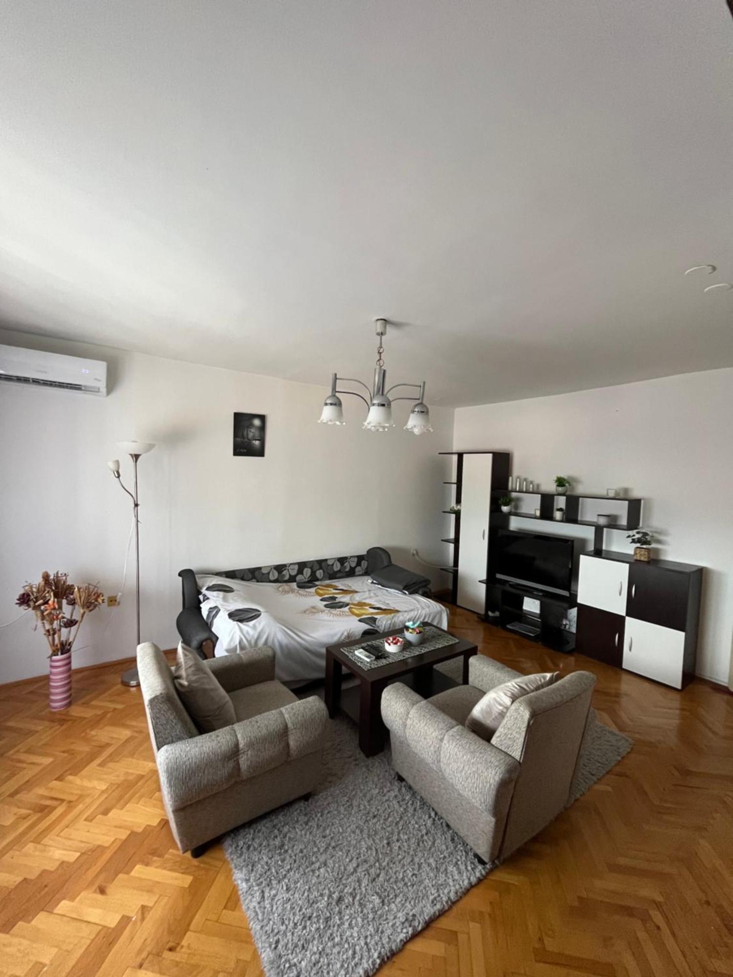 Appartamento Devetka Pirot Esterno foto